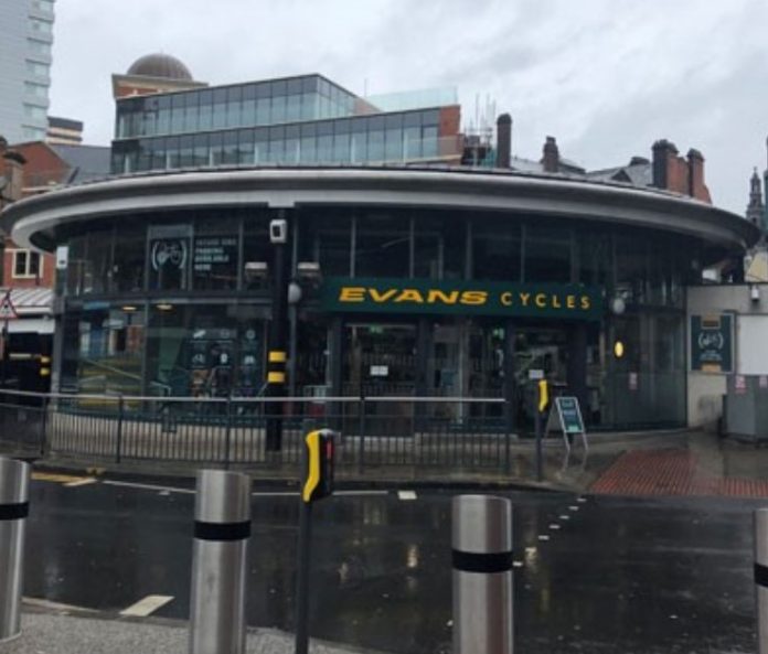 evans cycles trafford park