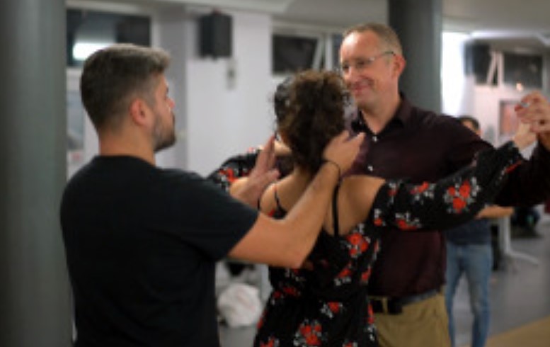 Dancebuzz Ballroom Dancing Classes