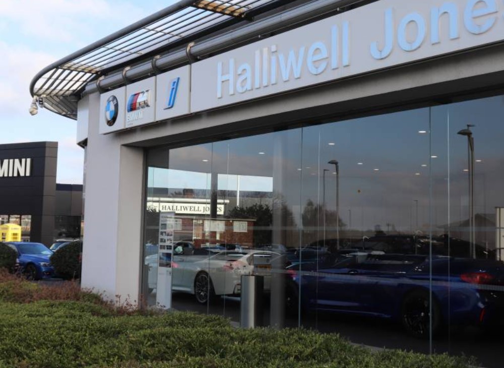 Halliwell Jones Southport BMW