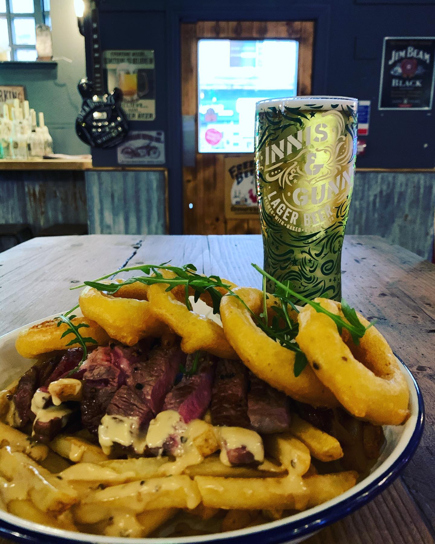 Van Winkle BBQ Pit (Barrowlands)