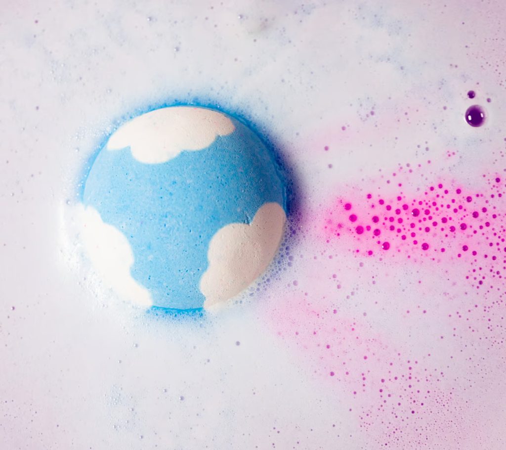 Homemade Bathbombs with Surprises